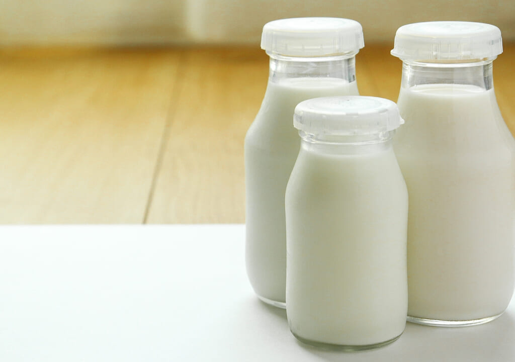 瓶牛乳のイメージ画像