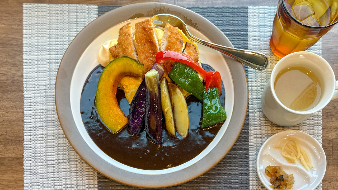 雨と雪の雨雪カレー