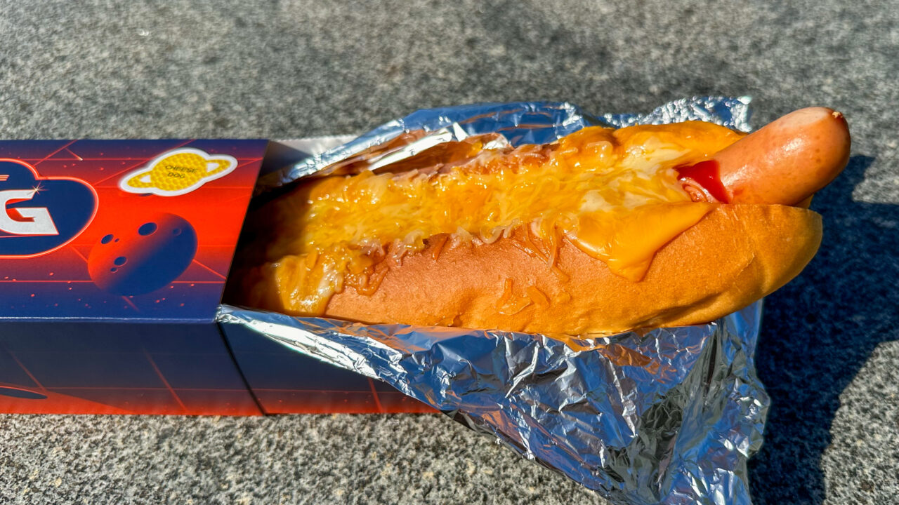 HOTDOG Planetのチーズドッグ